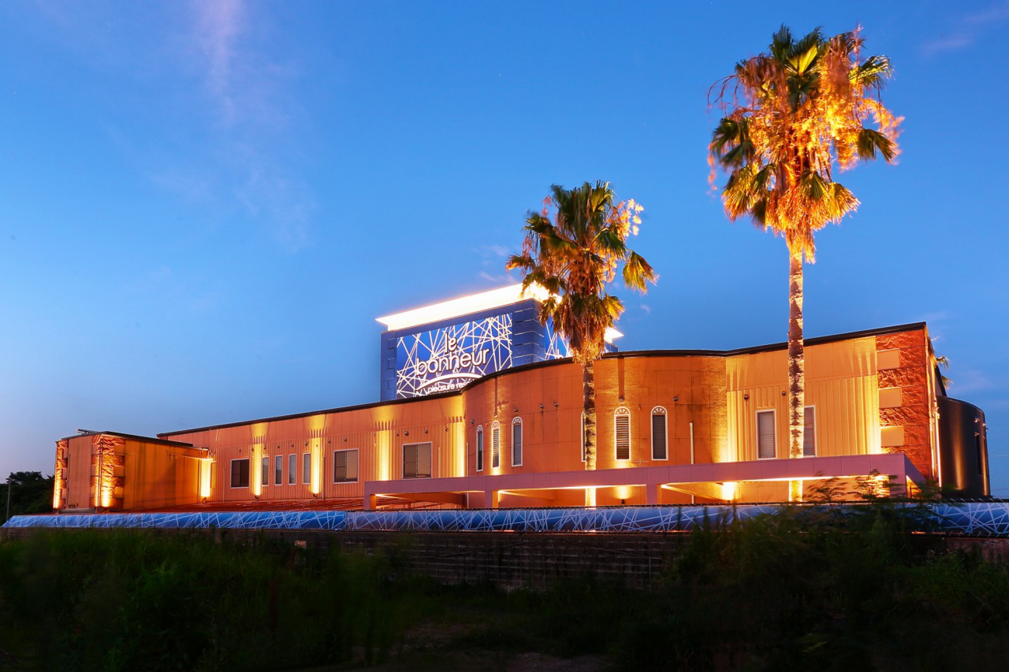 HOTEL le bonheur（HOTEL le bonheur （ボヌール））